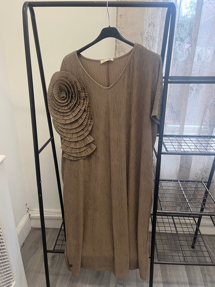 Ripple Jersey V Neck Dress With Flower Applique