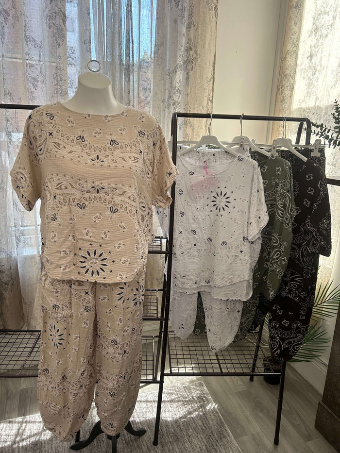 Cheesecloth Bandana Print Trousers and Top Set