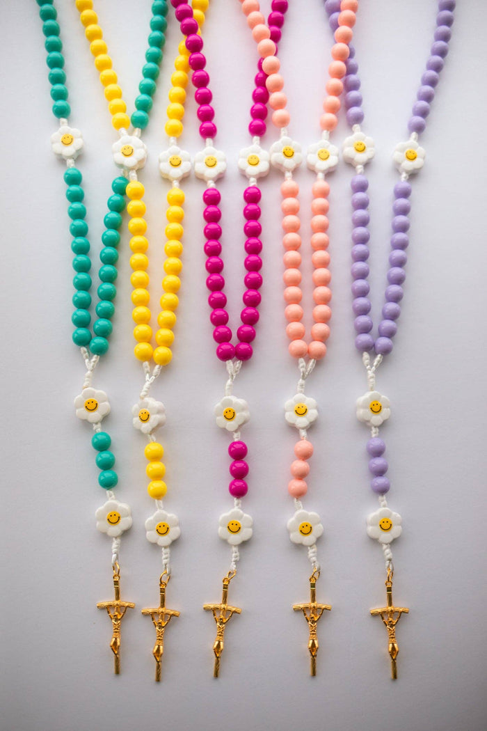 Daisy Smiley Face Children's Rosary