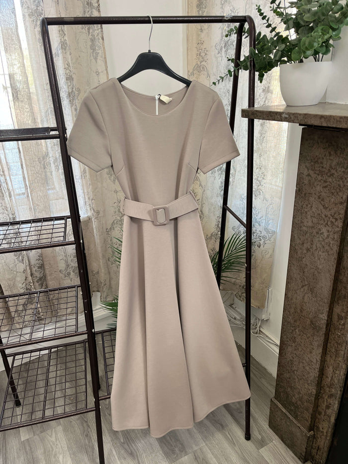 Elegant Tailored A-Line Midi Dress