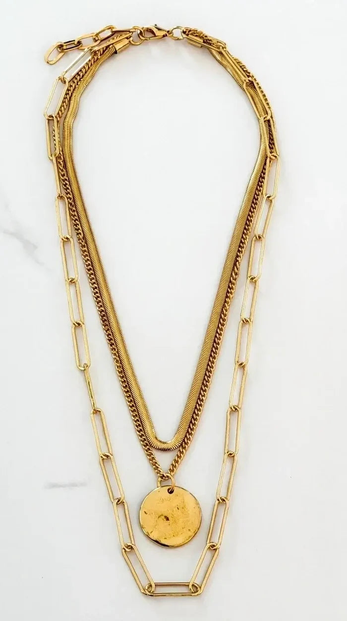 Envy Jewellery - Short gold triple layered necklace with circle pendant