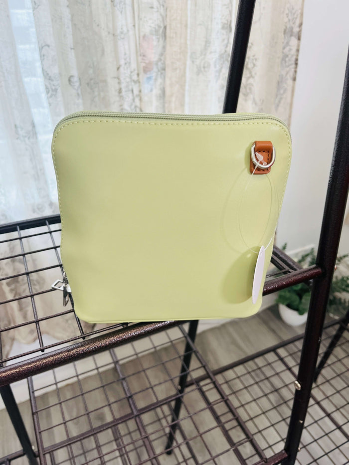 Faux Leather Clamshell Shoulder Bag