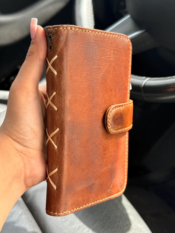 Genuine Leather fo OnePlus 15 12 12R Case Wallet Handmade Wireless Luxury oiled Ar