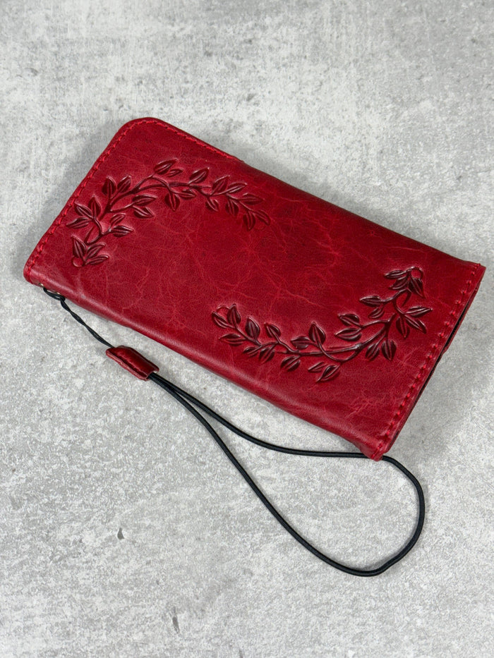 Genuine Leather Galaxy S22 S23 S24 Ultra Wallet Case: Red Heart