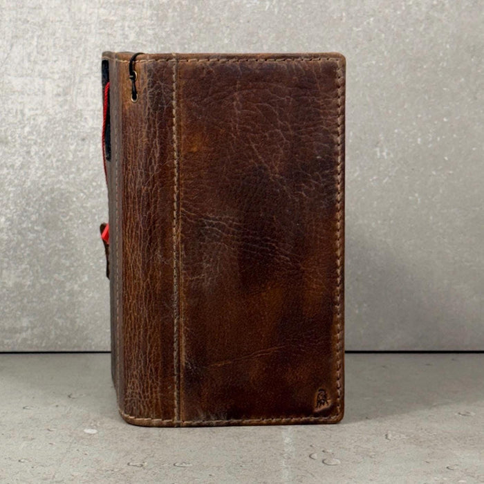 Genuine Leather Galaxy Wallet Case: Vintage Book Style, Card Slots S26 S25