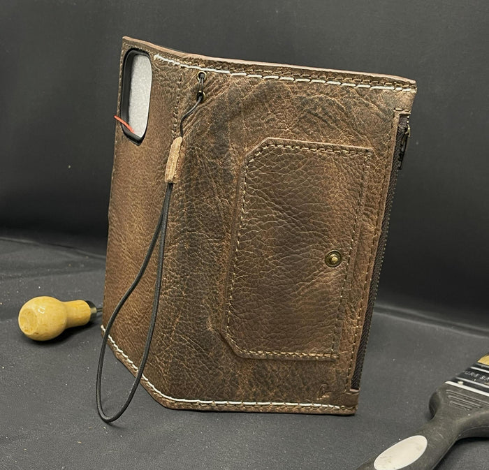 Hand-Stitched Leather iPhone Wallet Case: Card Slots & Zipper