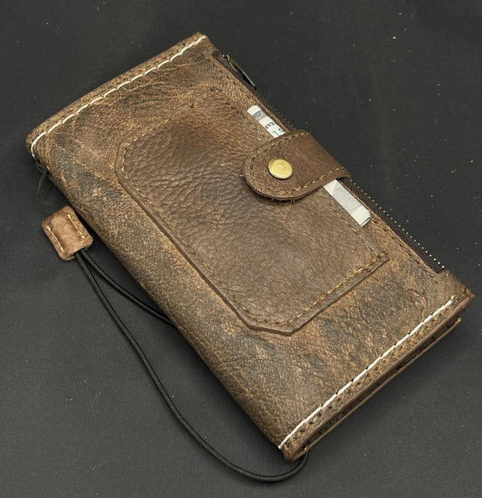 Hand-Stitched Leather iPhone Wallet Case: Card Slots & Zipper
