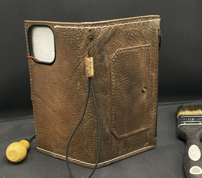 Hand-Stitched Leather iPhone Wallet Case: Card Slots & Zipper