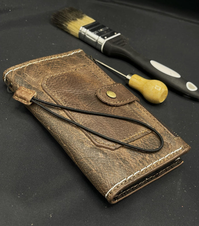 Hand-Stitched Leather Wallet Case: Vintage Custom Design for Galaxy