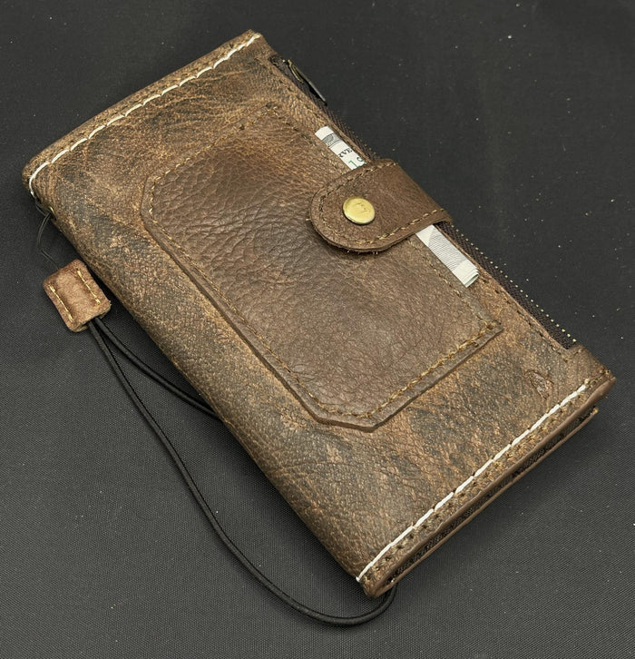 Hand-Stitched Leather Wallet Case: Vintage Custom Design for Galaxy