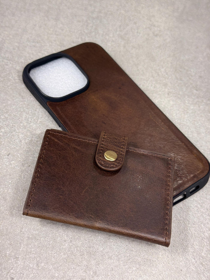 Handmade Genuine Leather iPhone Case: Crocodile Art Stitch
