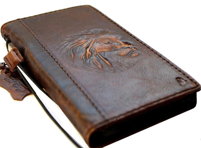 Handmade Leather Galaxy Wallet Case: Lion Art Stamping