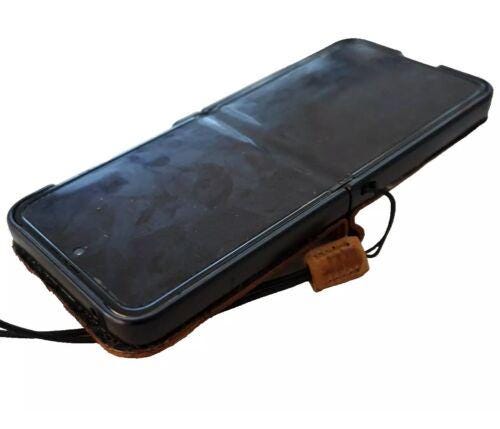 Handmade Leather Galaxy Z Flip Wallet Cover: Crocodile Design