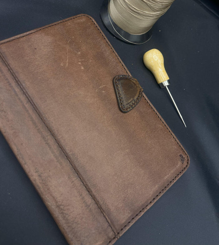 Handmade Leather iPad Case: Wallet Cover, Polish Art