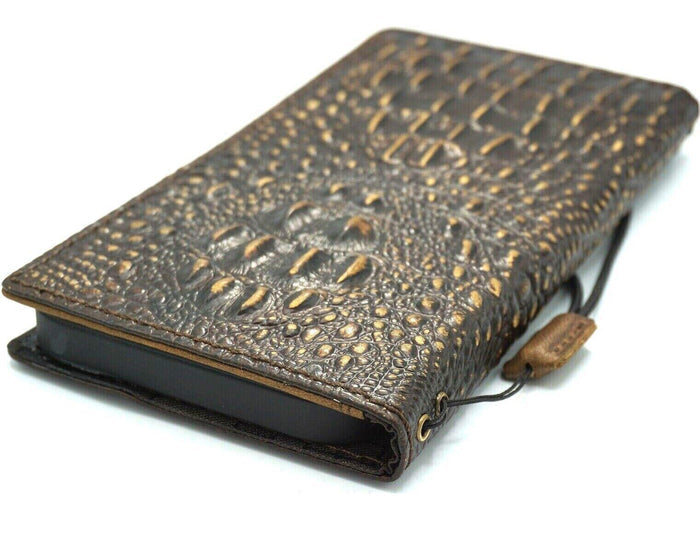 Handmade Leather iPhone Wallet Case: Removable Card Slots, Art DIY