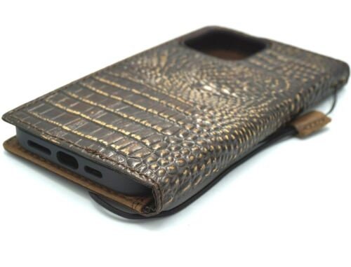 Handmade Leather iPhone Wallet Case: Removable Card Slots, Art DIY