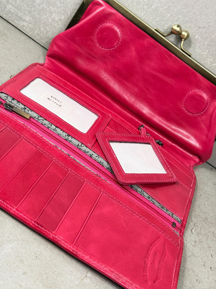 Handmade Leather Kiss Lock Wallet – Vintage Style Clutch Purse