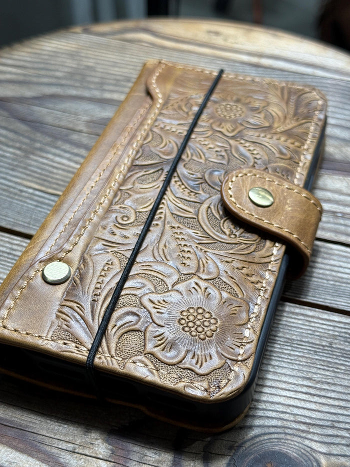 Handmade Leather OnePlus Case: Art Wallet