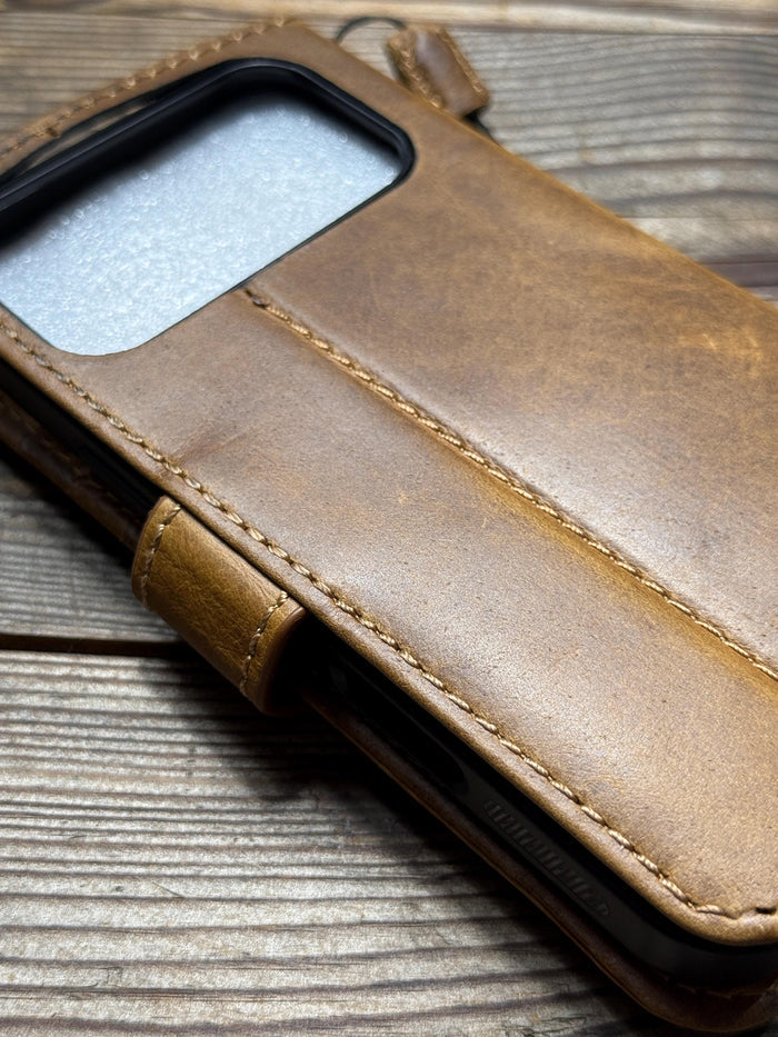 Handmade Leather OnePlus Case: Art Wallet