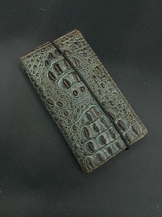 Handmade Leather OnePlus Open Wallet Case: Luxury Green Card Slots