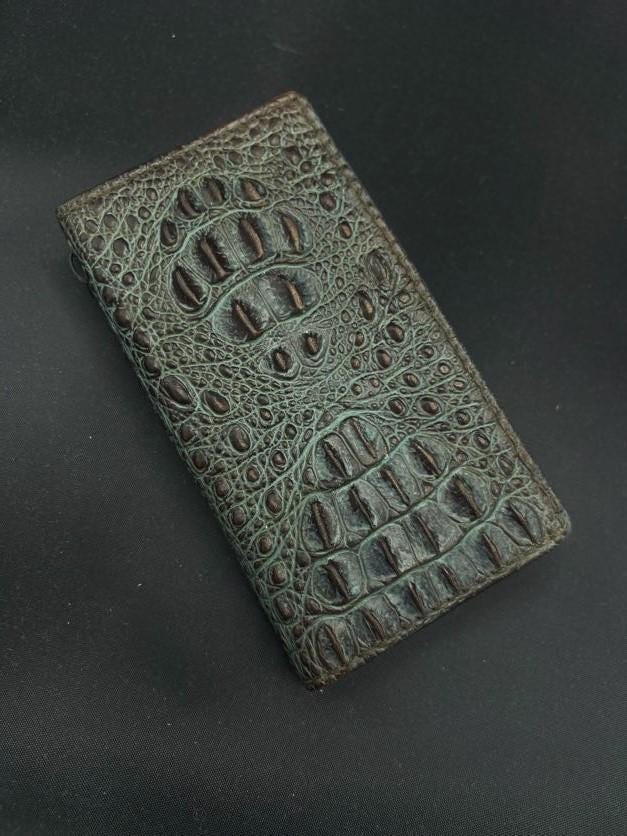 Handmade Leather OnePlus Open Wallet Case: Luxury Green Card Slots