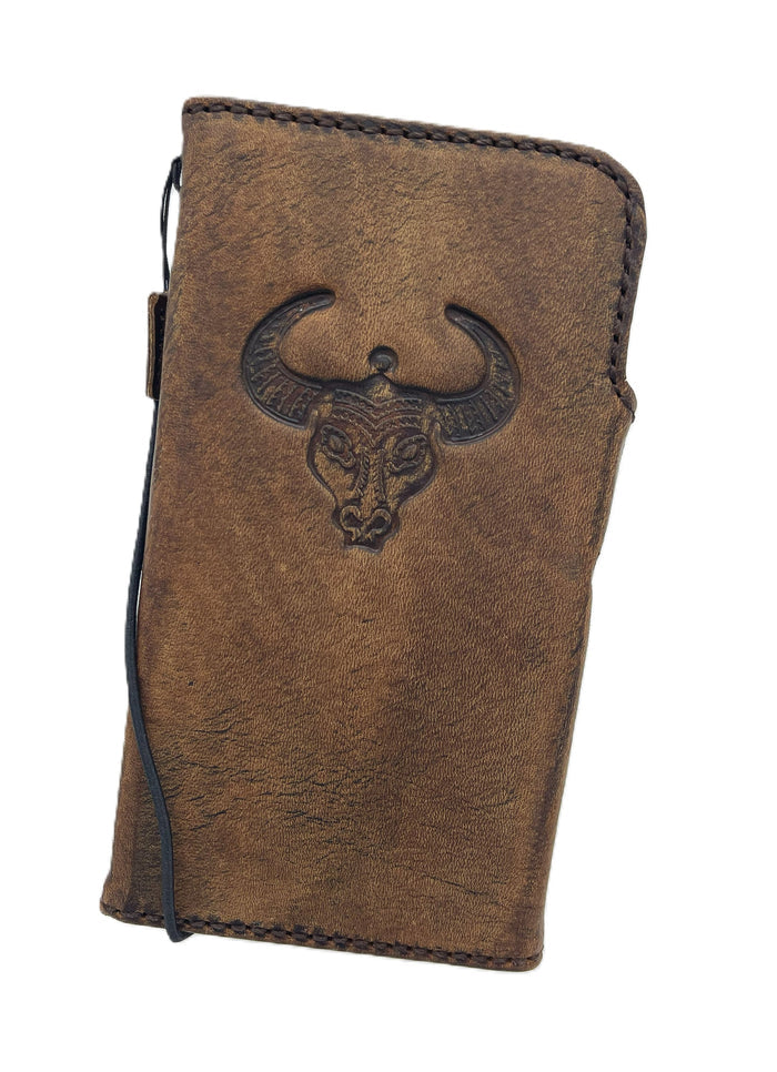 Handmade Leather Wallet Case: Bull Stamp, Card Slots