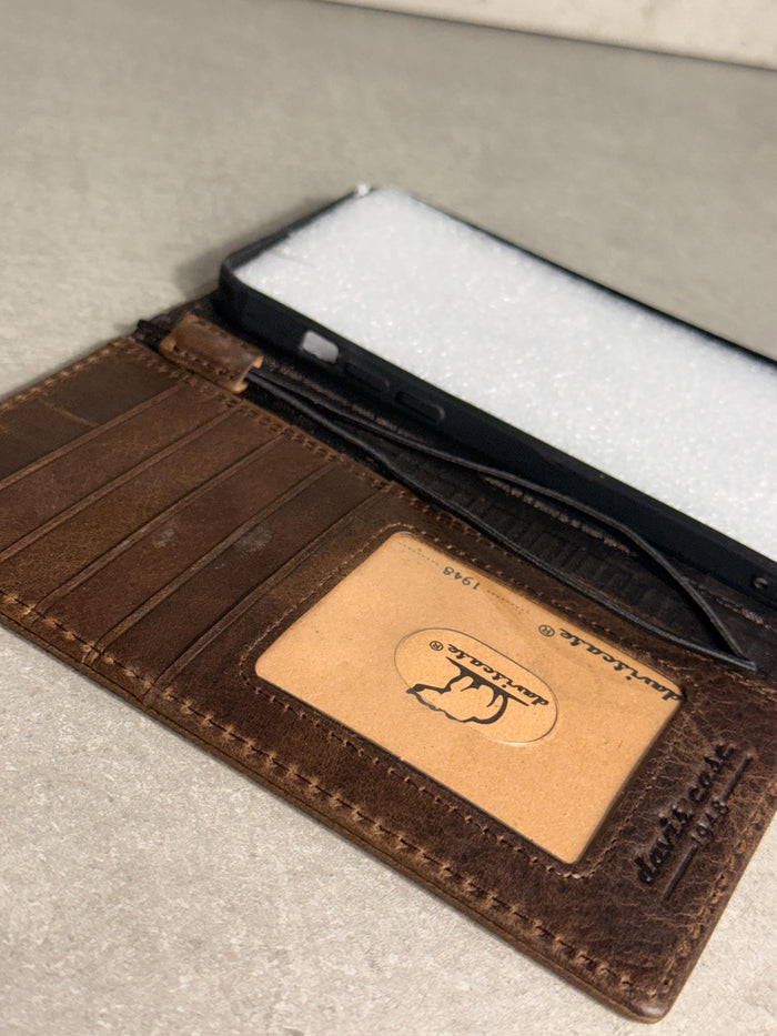 Handmade Leather Wallet Case for Galaxy Z Fold: Tree of Love Design