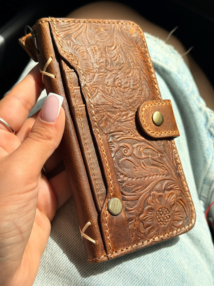 Handmade Leather Wallet Case for Google Pixel: Retro Card Holder with Zipper