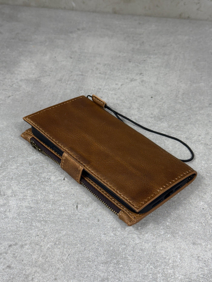 Handmade Leather Wallet Case for Google Pixel: Retro Zip Closure, Card Slots