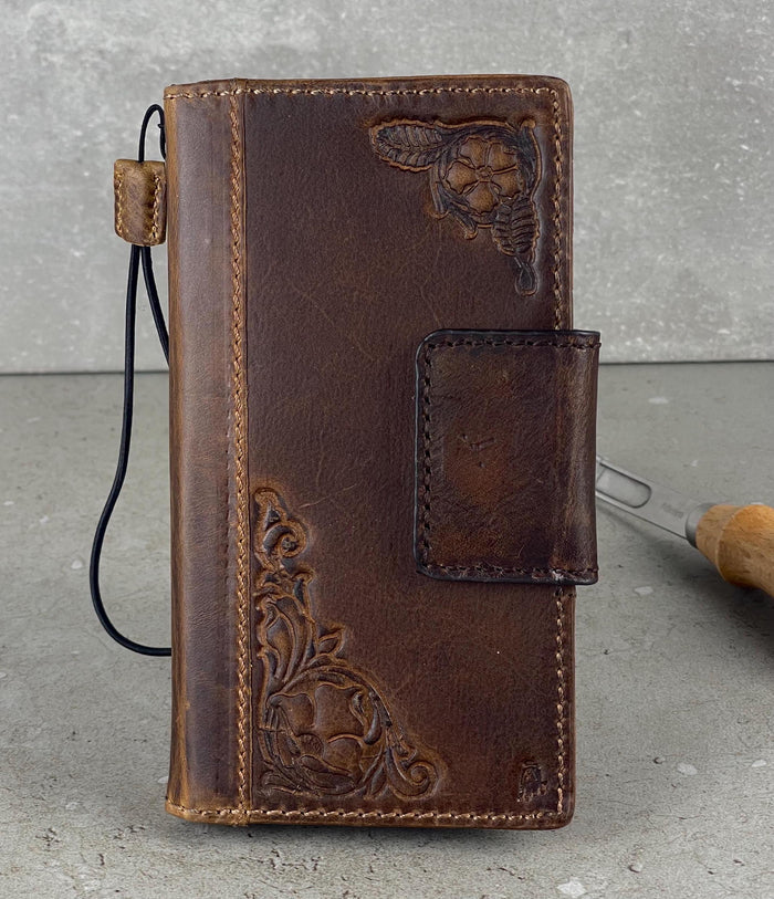 Handmade Leather Wallet Case for Google Pixel: Vintage Magnetic Cover