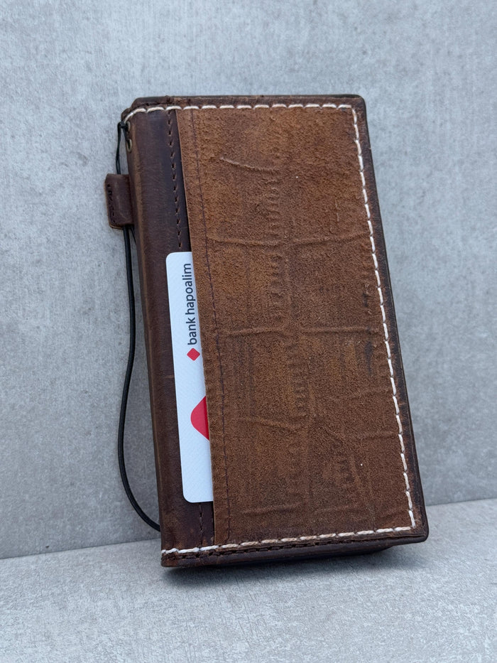 Handmade Leather Wallet Case for OnePlus: Wireless Charge, Card Slots