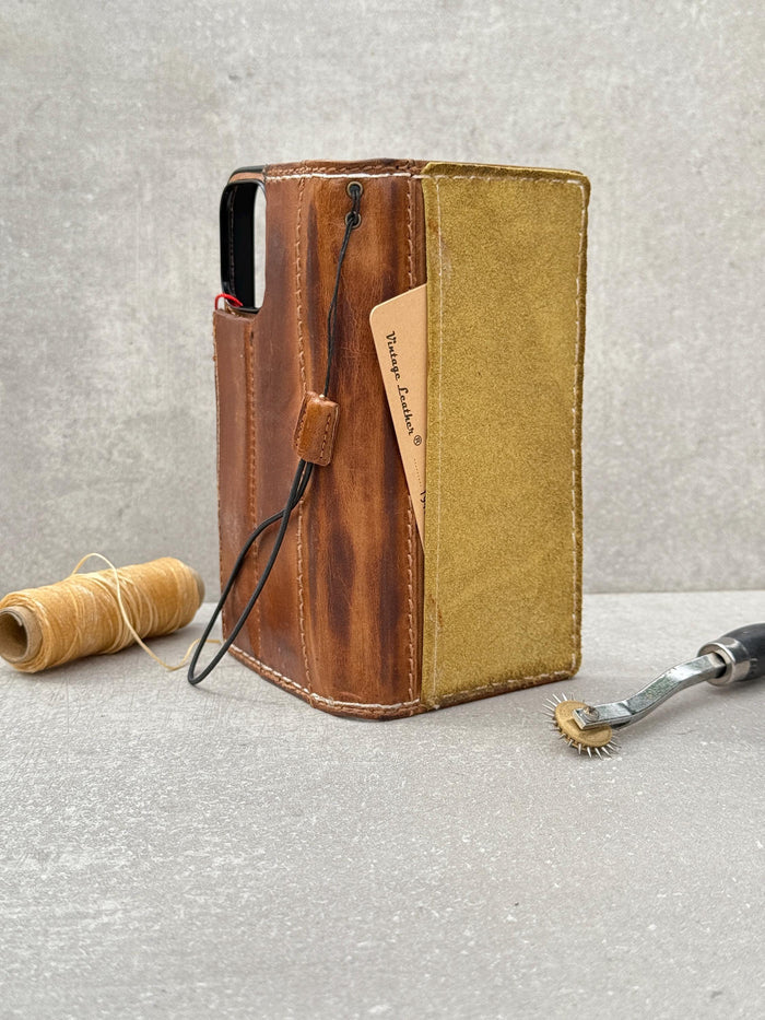 Handmade Leather Wallet Case: Samsung Galaxy, Card Slots, Book Design