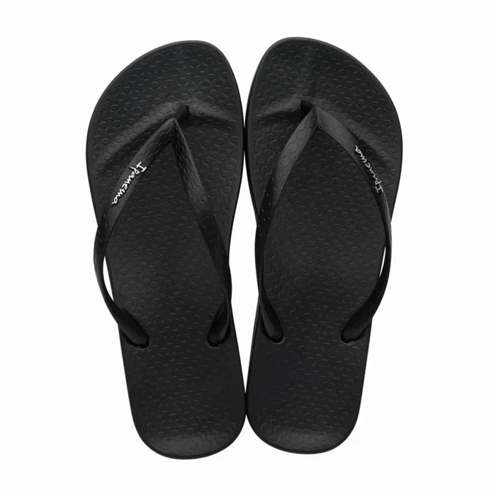 Ipanema - Anatomic Flip Flops in Black