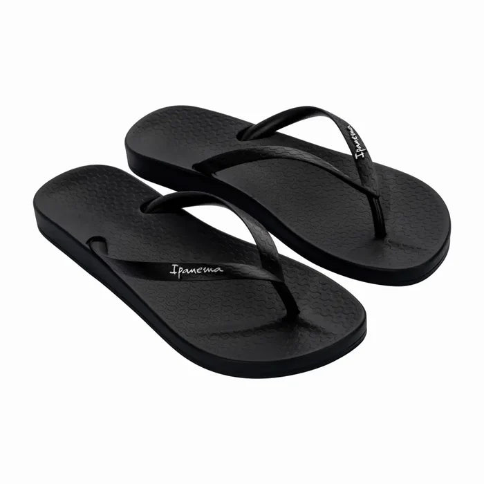 Ipanema - Anatomic Flip Flops in Black
