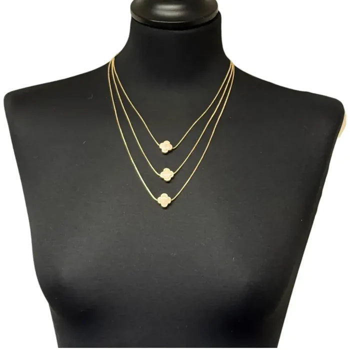 Jess & Lou - Multi-Layer Clover Pearlescent Necklace Pink