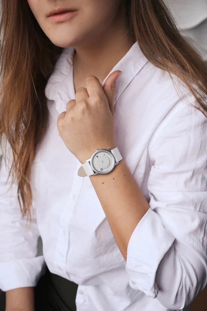 Luch Dot 78440327 Quartz Watch | Scubadudestore