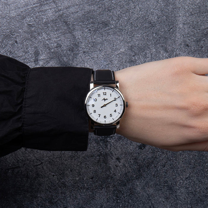 Luch One - Hand 71950536 Watch | Scubadudestore
