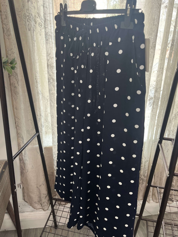 Polka Dot Elegant 3/4 Length Trouser