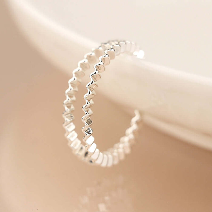 POM925 - Silver plated concertina hoop earrings