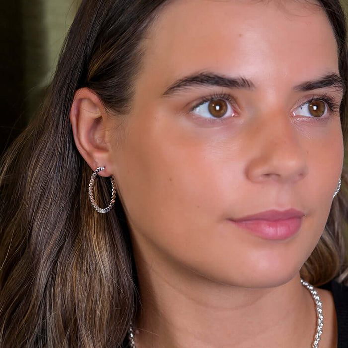POM925 - Silver plated concertina hoop earrings