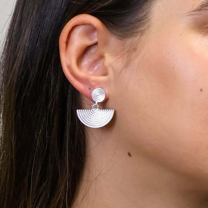 POM925 - Silver plated disc and half moon earrings