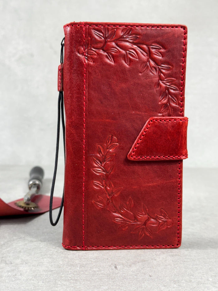 Red Leather Wallet Case for Google Pixel: Vintage Magnetic Card Holder