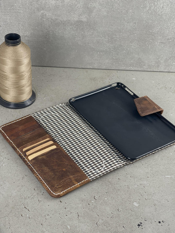 Vintage Leather iPad Case: Magnetic, Hand Sewn, Pen Holder