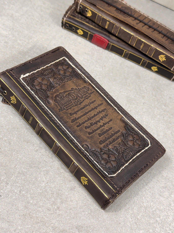 Vintage Leather iPhone 17 Wallet Case: Book Style, Card Slots