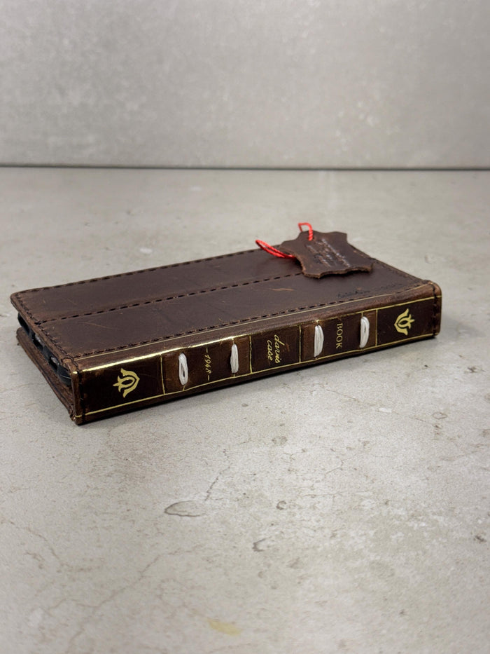 Vintage Leather iPhone 17 Wallet Case: Book Style, Card Slots