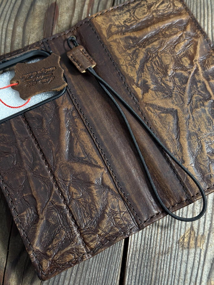 Vintage Leather Wallet Case for iPhone 17: Book Style, Card Slots