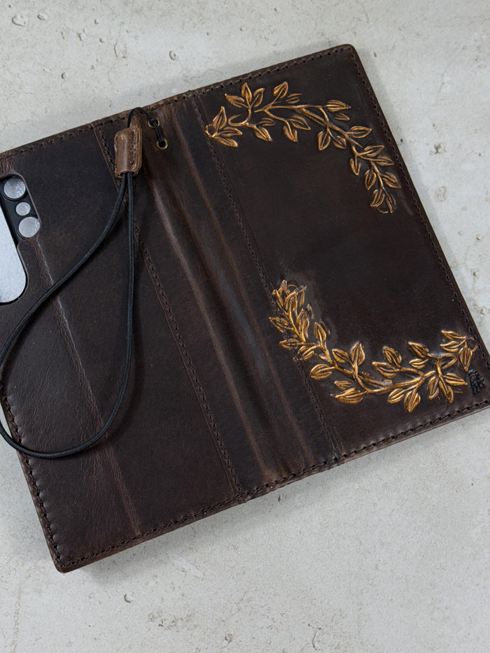 Vintage Style Leather iPhone Wallet Case with Card Slots