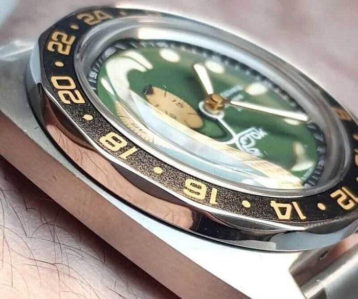 Vostok Amphibia 17099B GMT Watch Batman | Scubadudestore